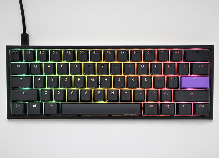 Ducky One 2 Mini RGB機械式鍵盤- 為經典黑白色上下蓋設計，搭載德國