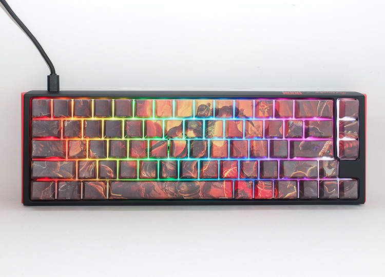 Personalize your keyboard with effects built into the keyboard. Change brightness, speed, and color, and make your keyboard shine with your very own style.